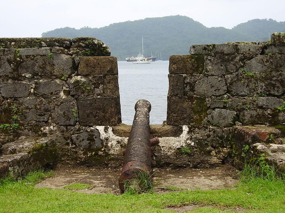 Historic Portobelo Fort in Panama — a UNESCO World Heritage site perfect for weekend exploration